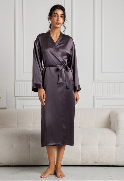 Reine Seide Eleganter langer Damenbademantel