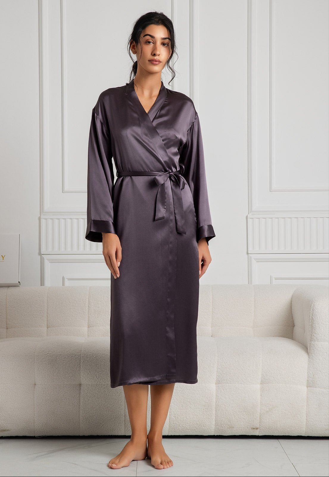 Reine Seide Eleganter langer Damenbademantel