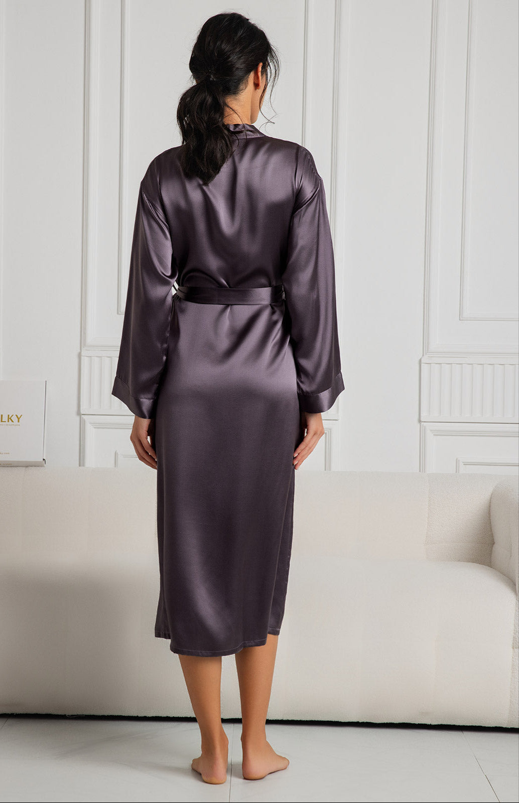 Reine Seide Eleganter langer Damenbademantel