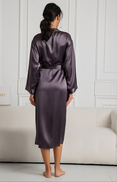 Reine Seide Eleganter langer Damenbademantel