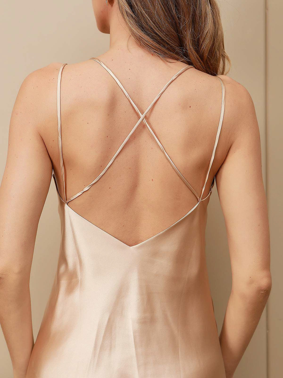 Nachthemd & Morgenmantel aus reiner Seide 2-teilig