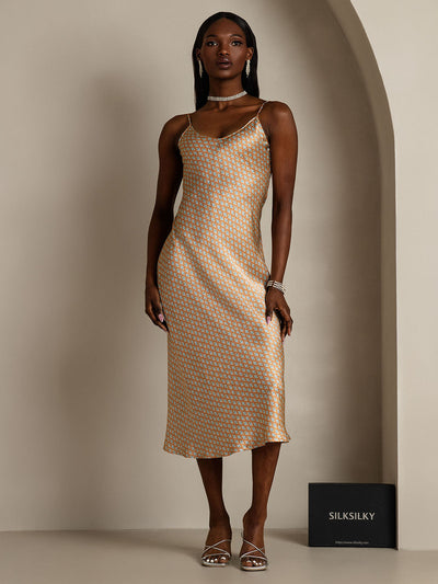 Klassisches langes Seiden-Nachthemd mit Spaghettiträgern