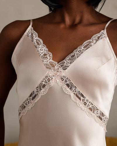 Reine Seide Spaghettiträger Rückenfreies Slipkleid