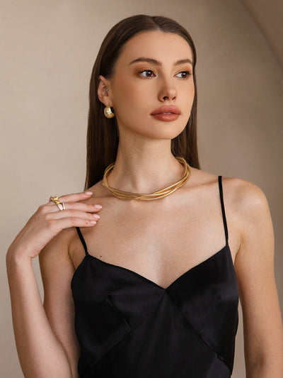 Reine Seide Tiefer V-Ausschnitt Rückenfreies Langes Beleg Kleid