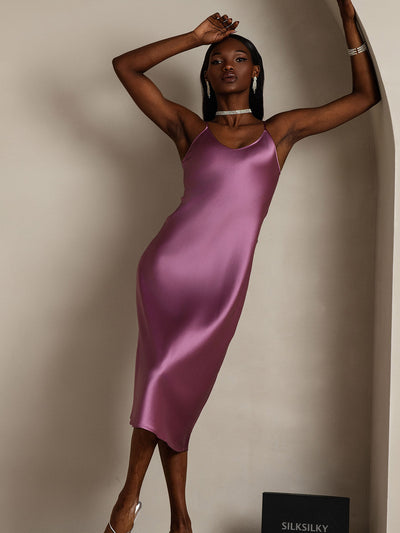 Klassisches langes Seiden-Nachthemd mit Spaghettiträgern