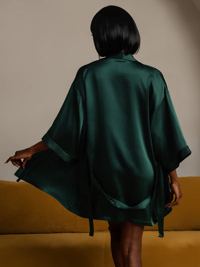 Glänzende reine Seiden Morgenmäntel für Frauen