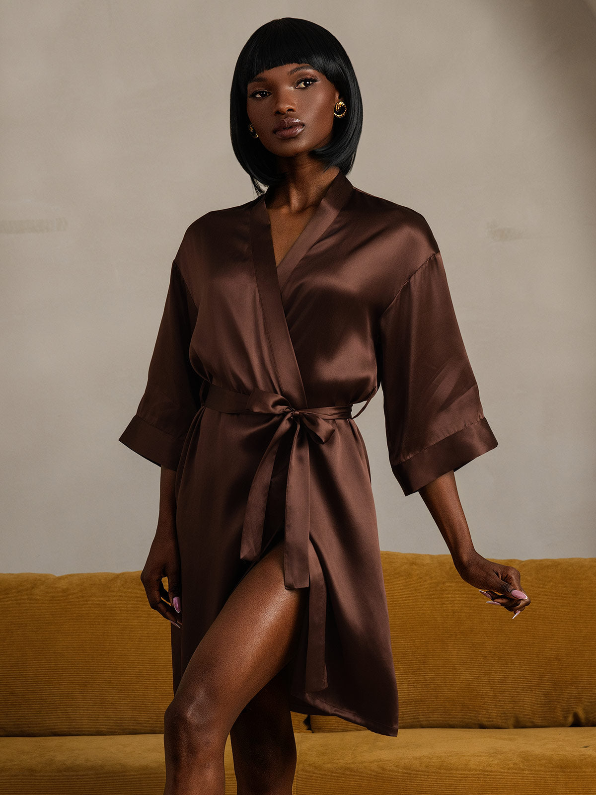 Damen Morgenmäntel aus reiner Seide mit Gürtel